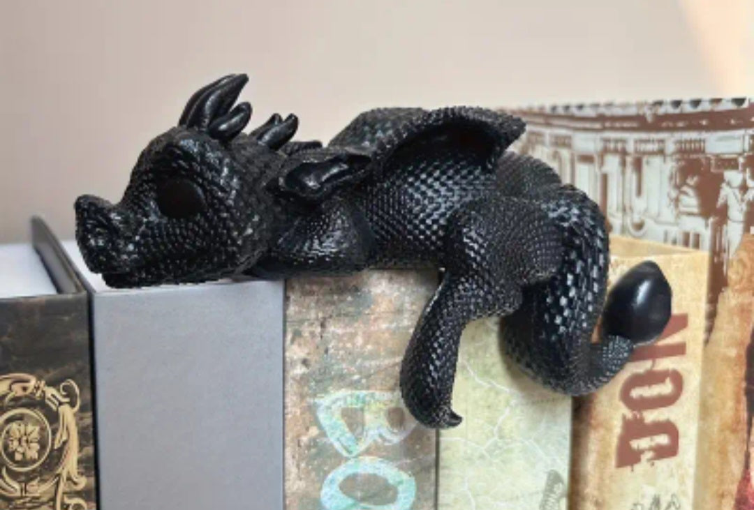 schlafender Bücherdrache